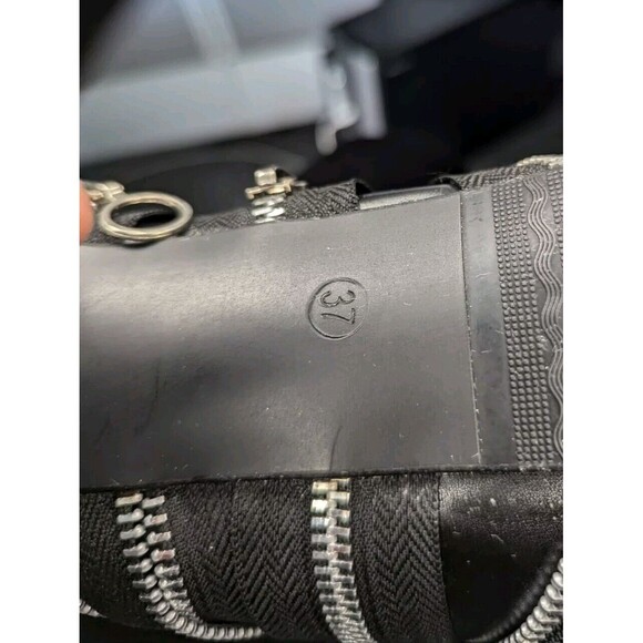 SHOW STORY WOMEN'S BLACK ZIPPER CLOSE TOE HEEL PLATFORM SZ 6 1/2 37 - Picture 12 of 14